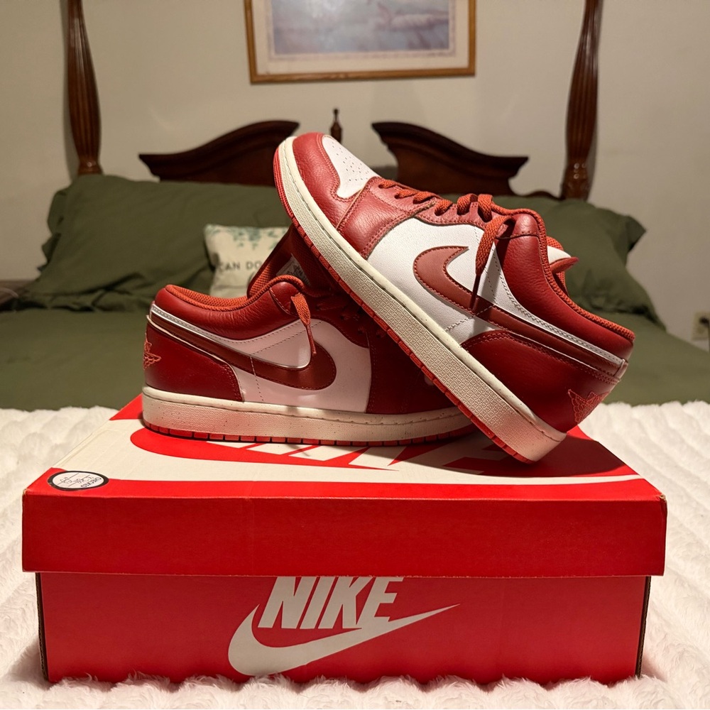 Nike Men's Dune Red Jordan 1 Low